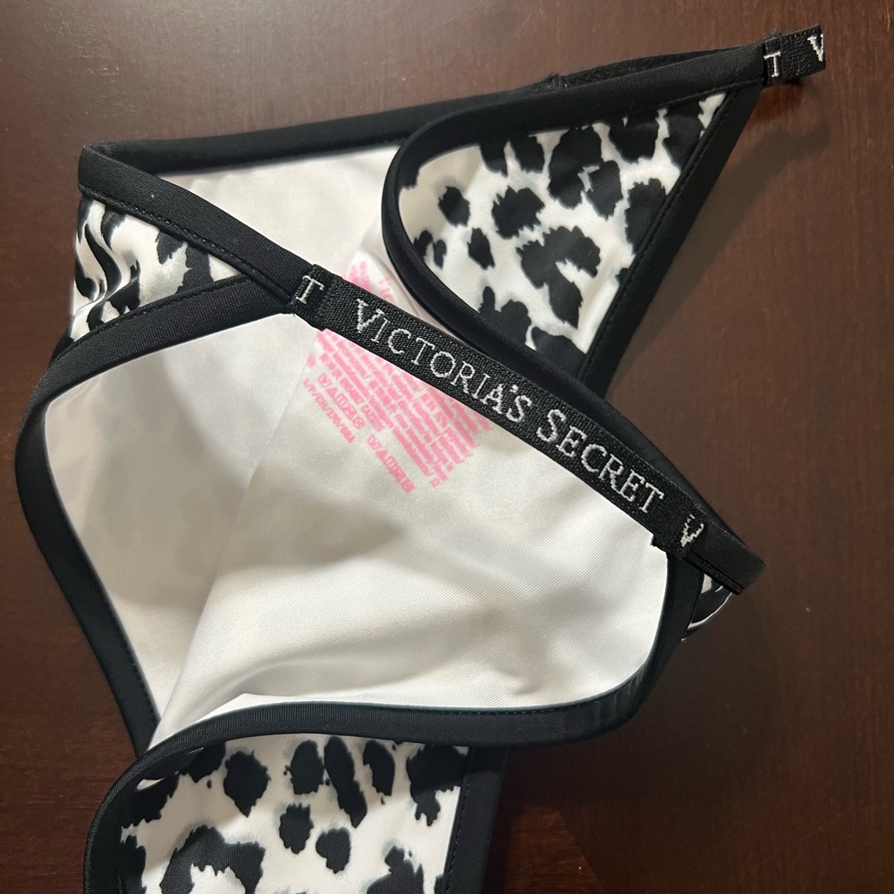 NWOT Victoria's Secret Black and White Bikini Bottoms Sz S - Picture 3 of 4